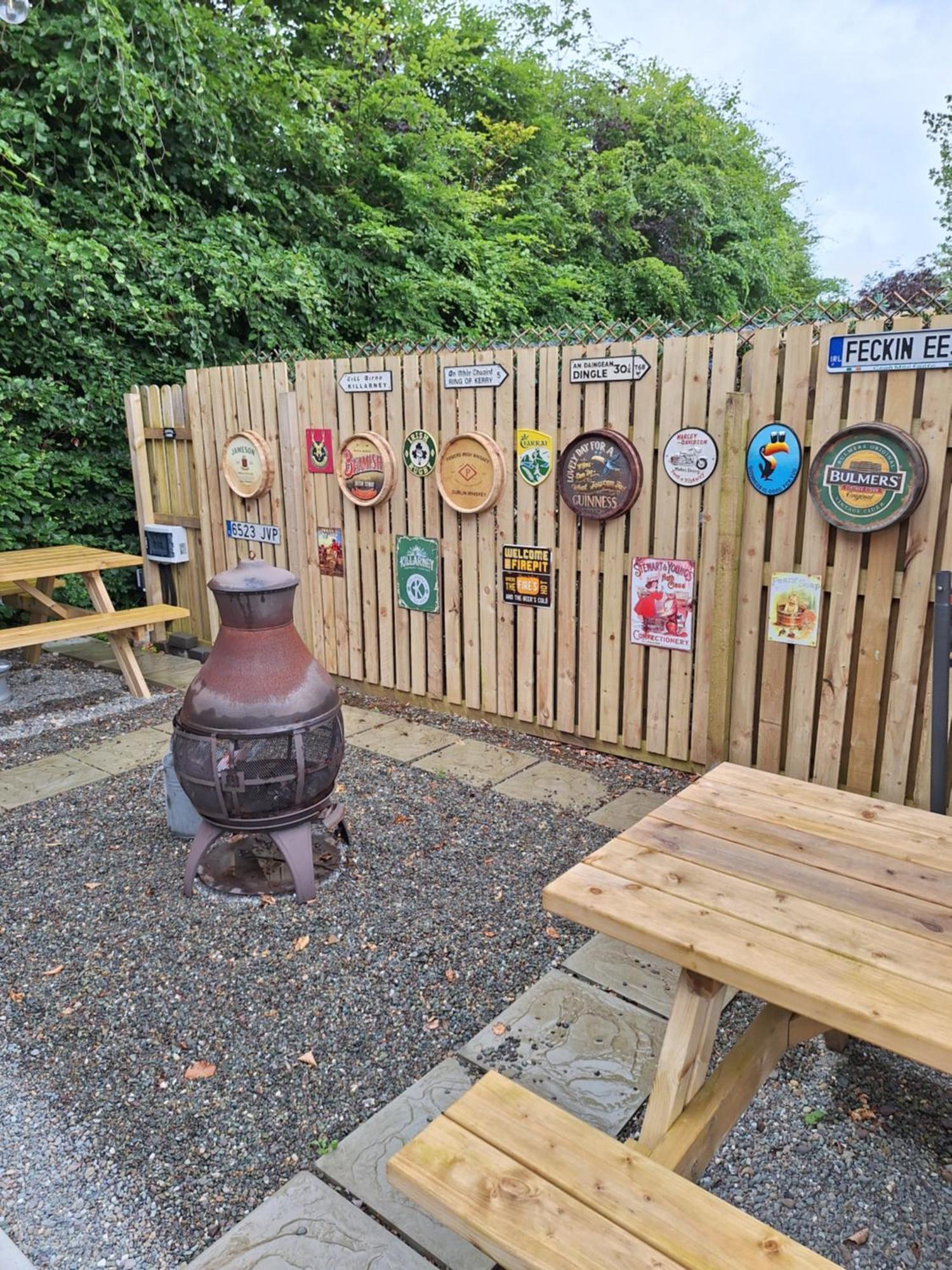 Priory Glamping Pods And Guest Accommodation Cill Airne Esterno foto